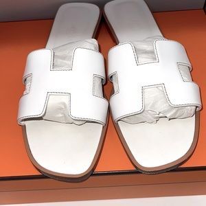 Hermès Oran Sandals